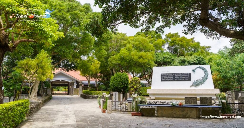 The Tower of Himeyuri - Địa điểm lịch sử Okinawa