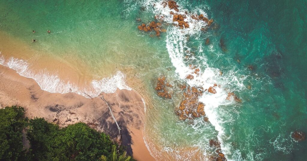 Bãi Biển Đẹp Ở Okinawa - Yonehara Beach